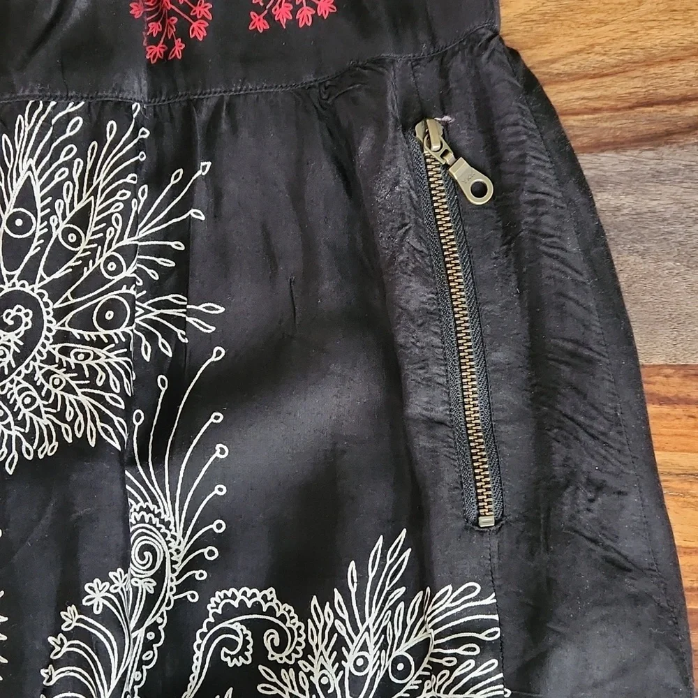 Desigual Bubble Skirt, Ladies 38, NWOT,  Drawstring Elastic waist goregous print - Picture 2 of 10